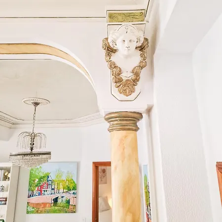 De Διαμέρισμα *